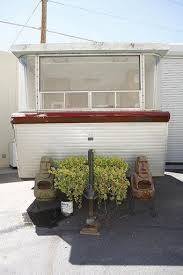 61Holiday House.jpg 61Holiday House.jpg