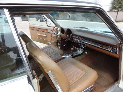 SeatRight.jpg SeatRight.jpg