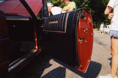 187134 2004 right door panel.jpg 187134 2004 right door panel.jpg