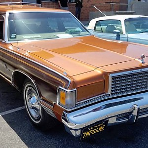 1975_Royal Monaco_Wagon_03 copy.jpg