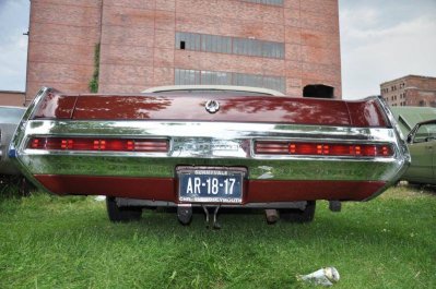 1969 Imperial 4-door Hardtop E7 Dark Briar Metallic - 16_Bildgröße ändern.jpg