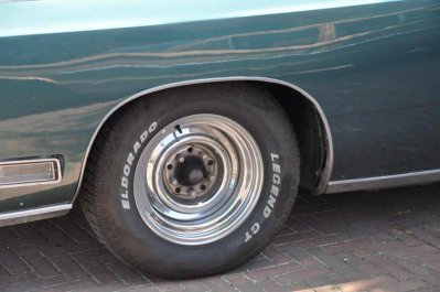 1970 Imperial 2-door coupé - 07_Bildgröße ändern.jpg