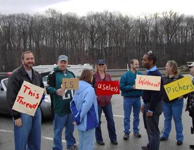 ThisThreadIsWorthless1.jpg ThisThreadIsWorthless1.jpg