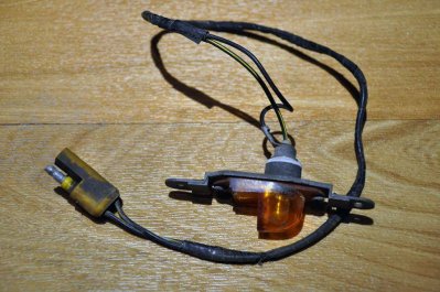 fendermountedturnsignals02.jpg fendermountedturnsignals02.jpg