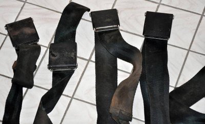 seatbelts02.jpg seatbelts02.jpg