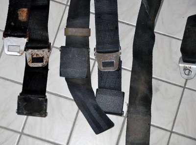 seatbelts03.jpg seatbelts03.jpg