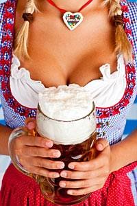 Dirndl-Dekolletee.jpg