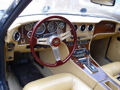 800px-Monica_1973_Interieur.jpg