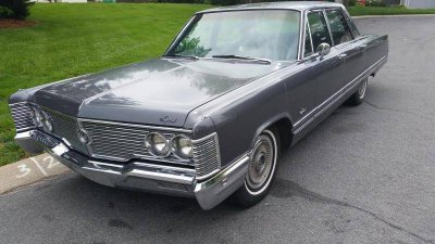 1968 Imperial Drivers Side Front.jpg