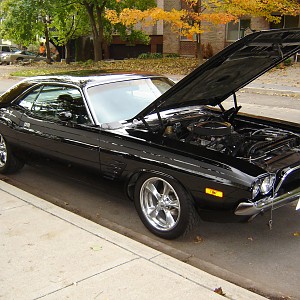 black challenger 001.jpg