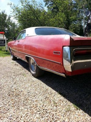 Brian's 300 rear and drivers side.jpg