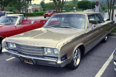 1965-chrysler-001-1.jpg 1965-chrysler-001-1.jpg