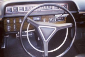 113633 2003    dash board steering wheel.jpg