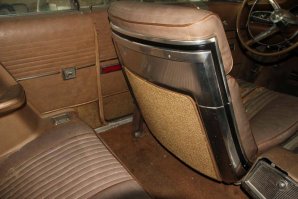 Back seat s.jpg Back seat s.jpg
