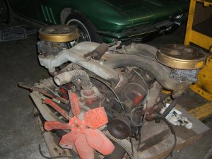 Dodge 361 Cross Ram Engine (9).jpg Dodge 361 Cross Ram Engine (9).jpg