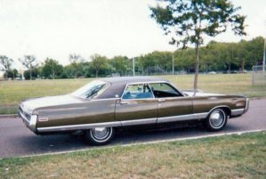 1971 Chrysler New Yorker 153.jpg