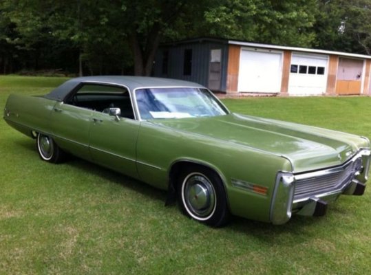 2013 EBay Chrysler Imperial LeBaron 1973 4-door Hardtop Sedan Front rechts green.jpg