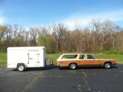 Plymouth delivering antique motorcycles.jpg Plymouth delivering antique motorcycles.jpg