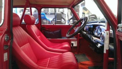 Classic-Mini-Cobra-Seat-Fitting-26-1024x579.jpg