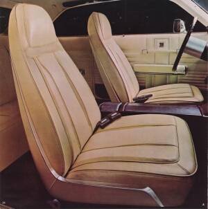 71chrysler seats.jpg