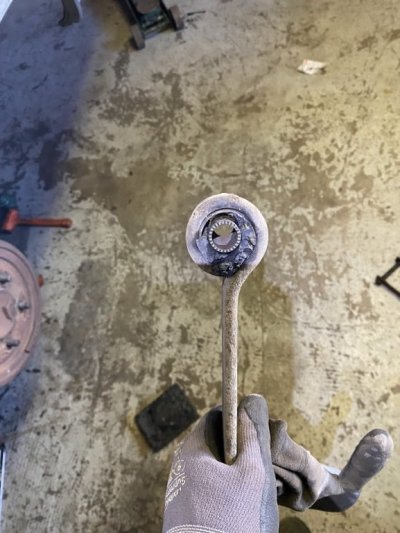 old bushing.jpg old bushing.jpg