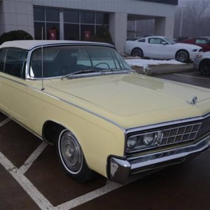 1966 Imperial01.jpg