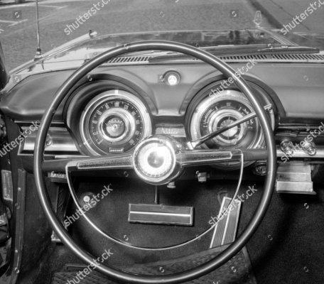 1965 Dodge Monaco USA dash with KILO SPEEDO.jpg
