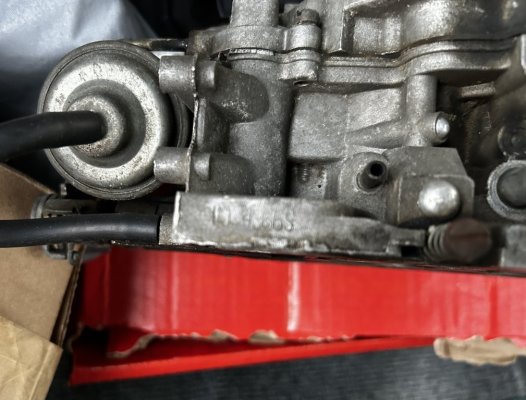 1971 440 avs carb.JPG