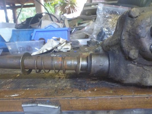 Steering Column 1.JPG