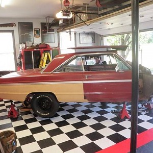 Garage Car 7.jpg