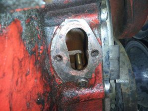 inside-fuel-pump-housing.jpg inside-fuel-pump-housing.jpg