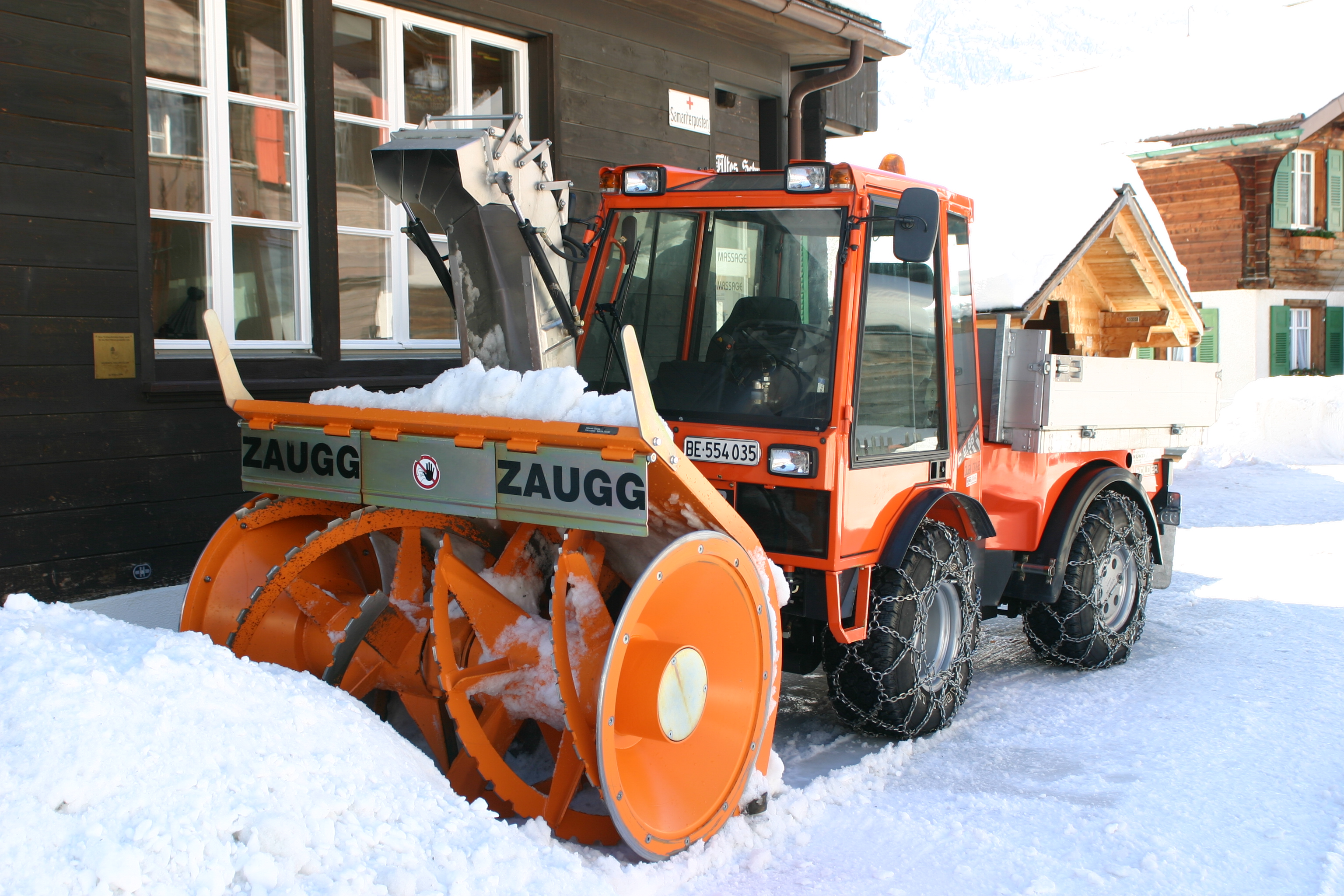 Zaugg_snowblower_20050315.jpg