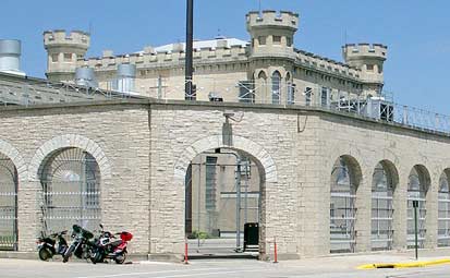 waupun-prison-003a.jpg
