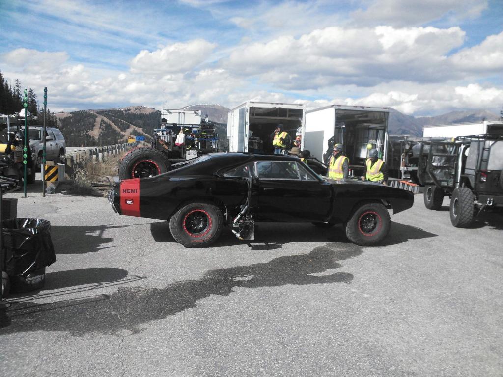 Dodge-Charger-Fast-and-Furious-7.jpg