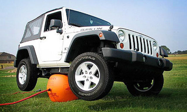 inflatable-car-jack.jpg