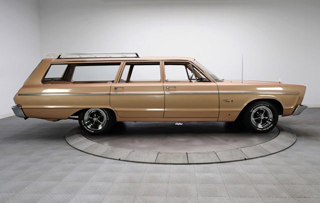 1966_plymouth_fury_station_wagon_3.jpg