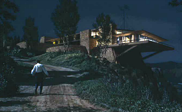 North-by-Northwest-Hitchcock-movie-Vandamm-house-3.jpg