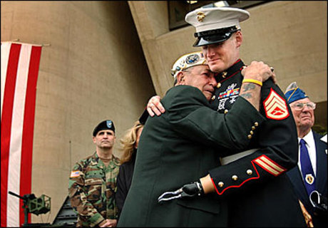 marine-hug1.jpg