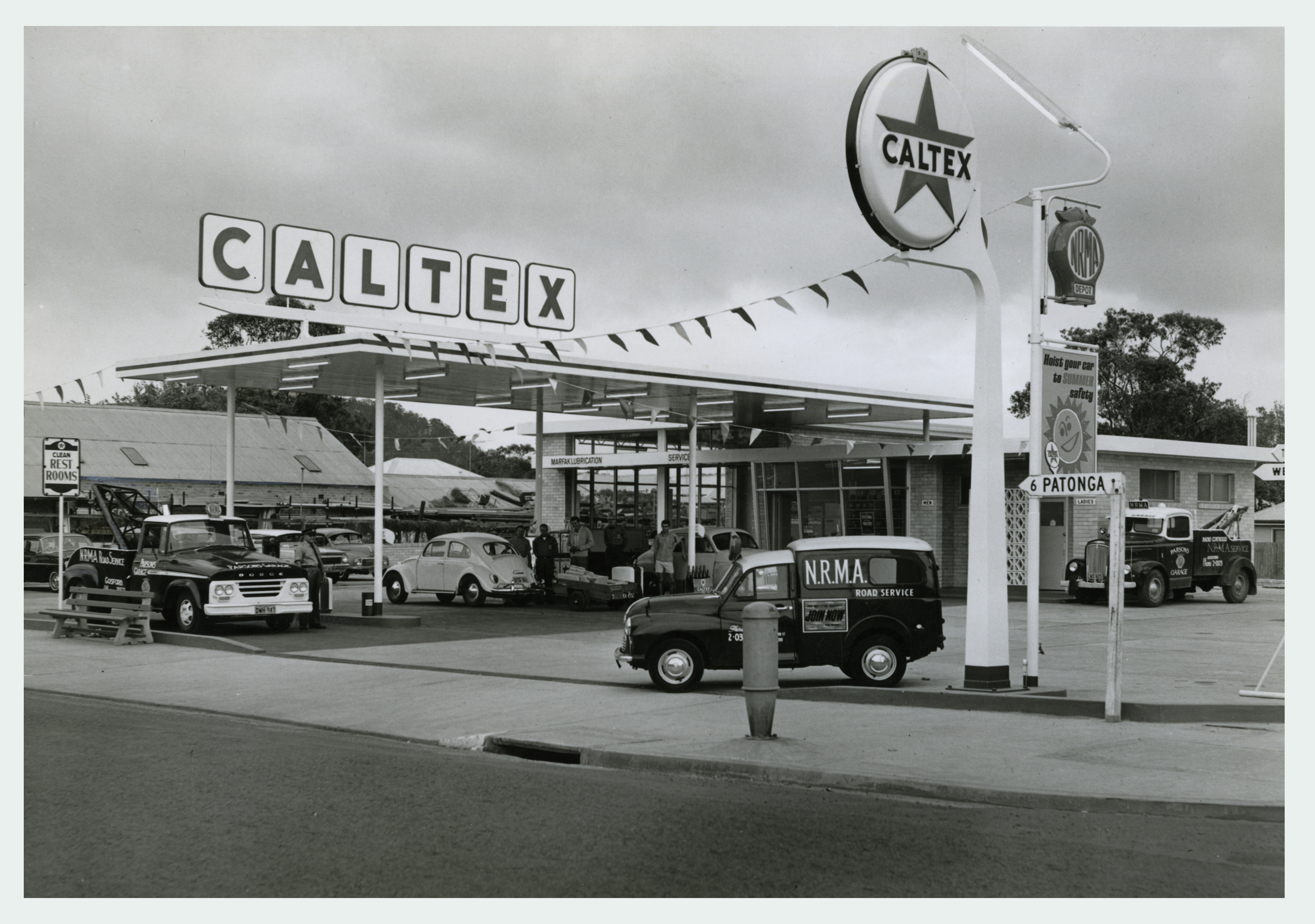 NRMA_Motoring_and_Services_1950%27s_-_Current_day_-_Flickr_-_NRMA_New_Cars_%281%29.jpg